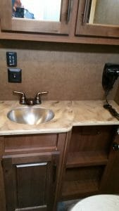 Glacier Peak F30RDS bathroom fixtures