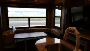 Glacier Peak F30RDS rear dining area