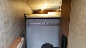 Glacier Peak F30RDS Schwintek Slideout with Rubber Roof